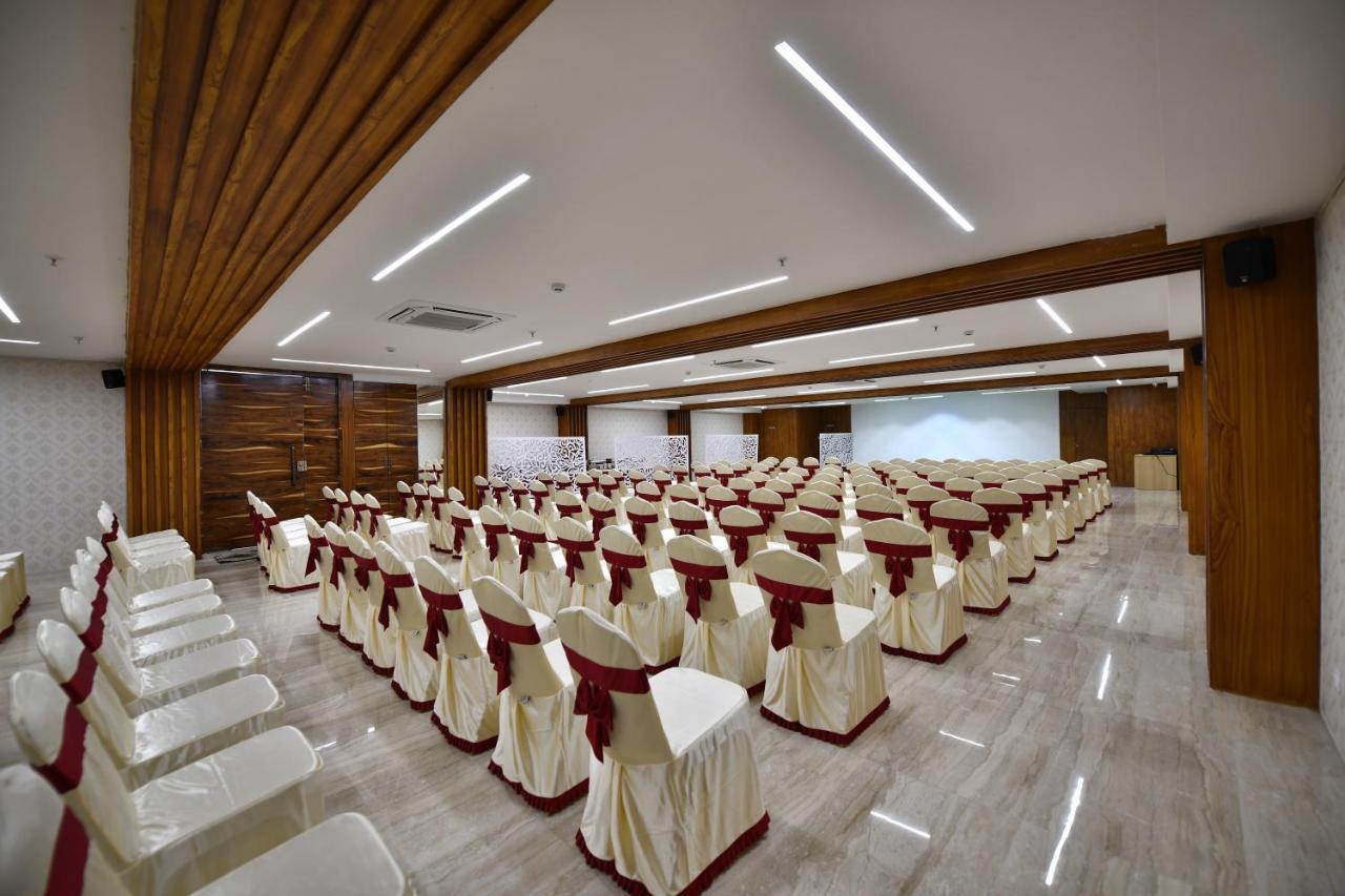Hotel Urban Delight Managed By Cannychoice Vijayawāda Dış mekan fotoğraf