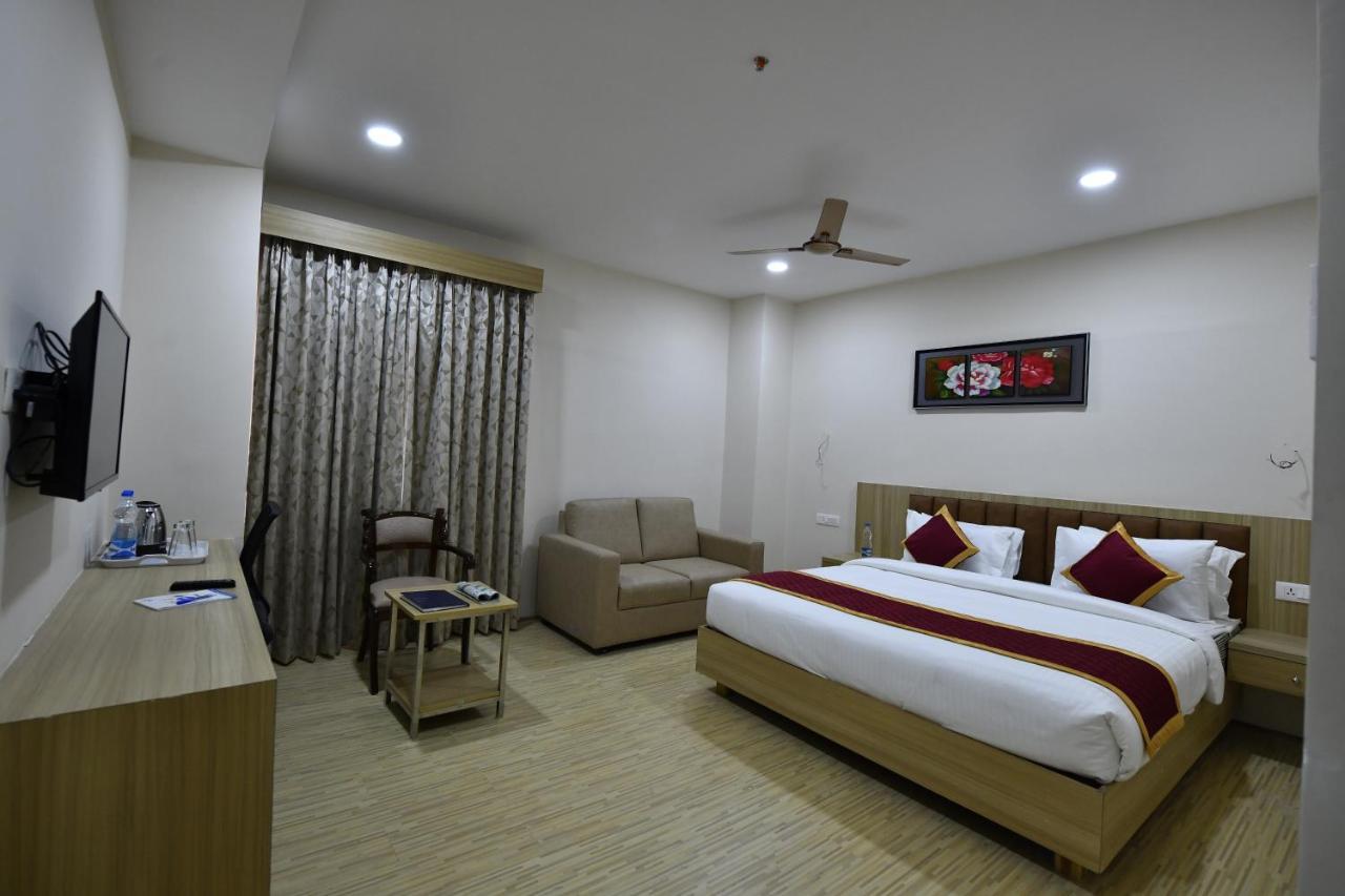 Hotel Urban Delight Managed By Cannychoice Vijayawāda Dış mekan fotoğraf