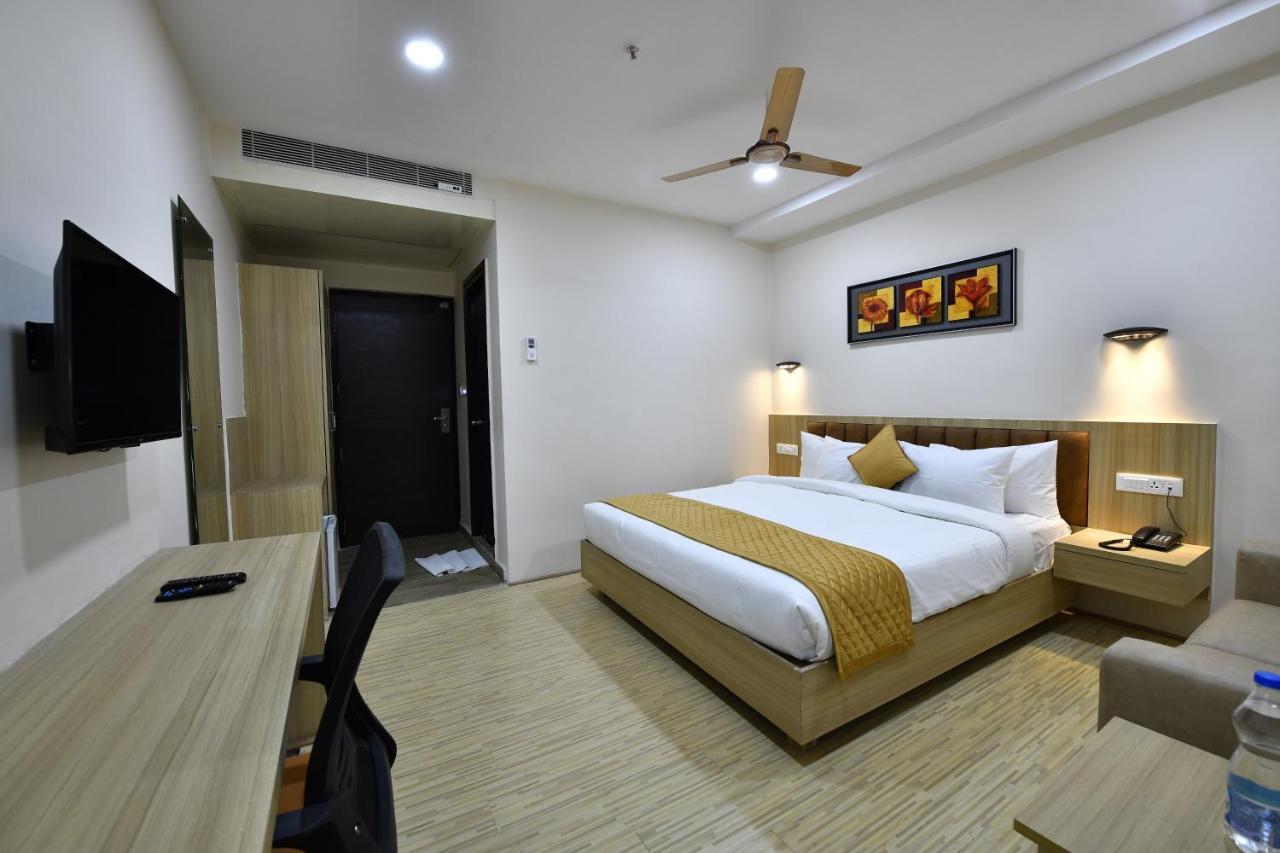 Hotel Urban Delight Managed By Cannychoice Vijayawāda Dış mekan fotoğraf